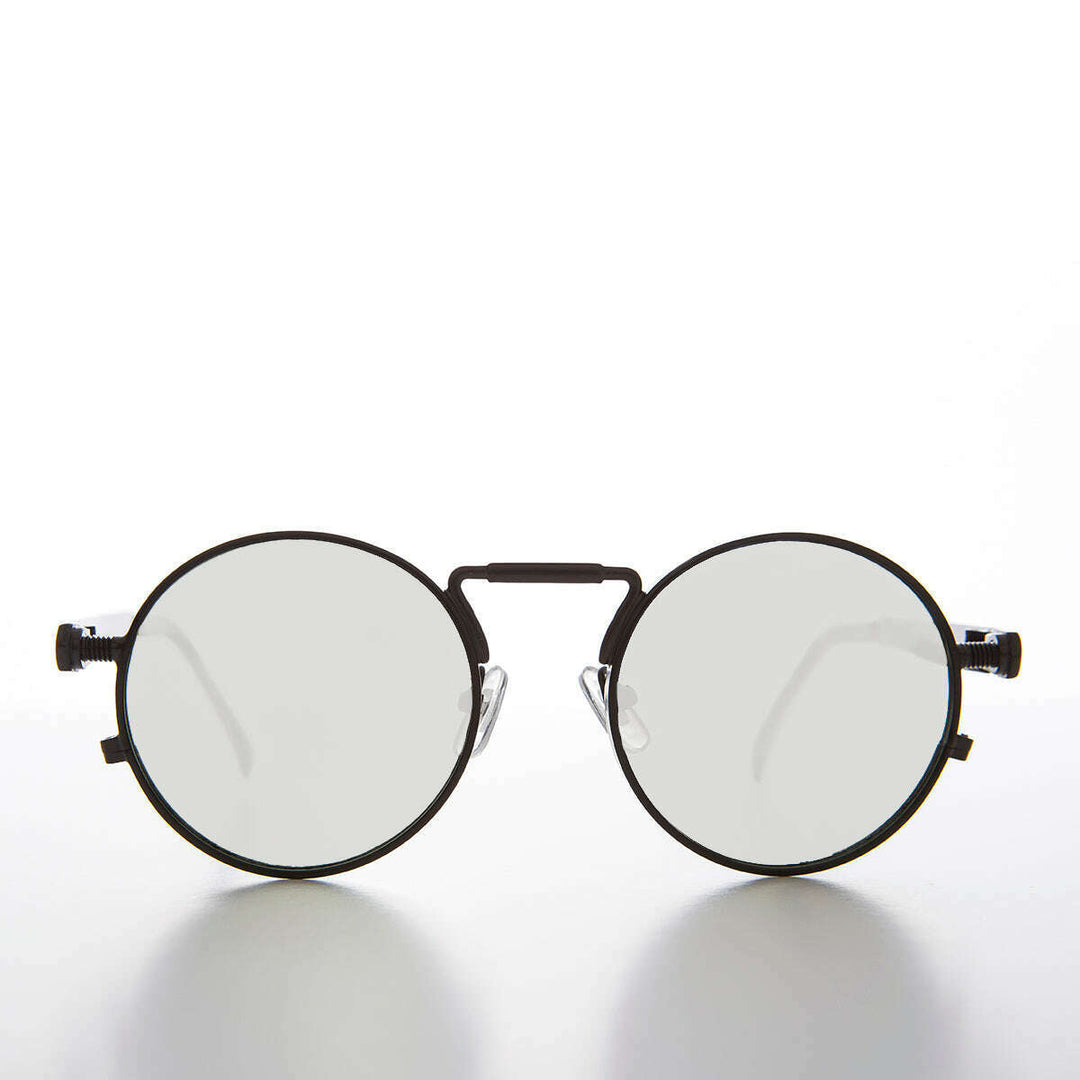 Ivan with Mirror Lens