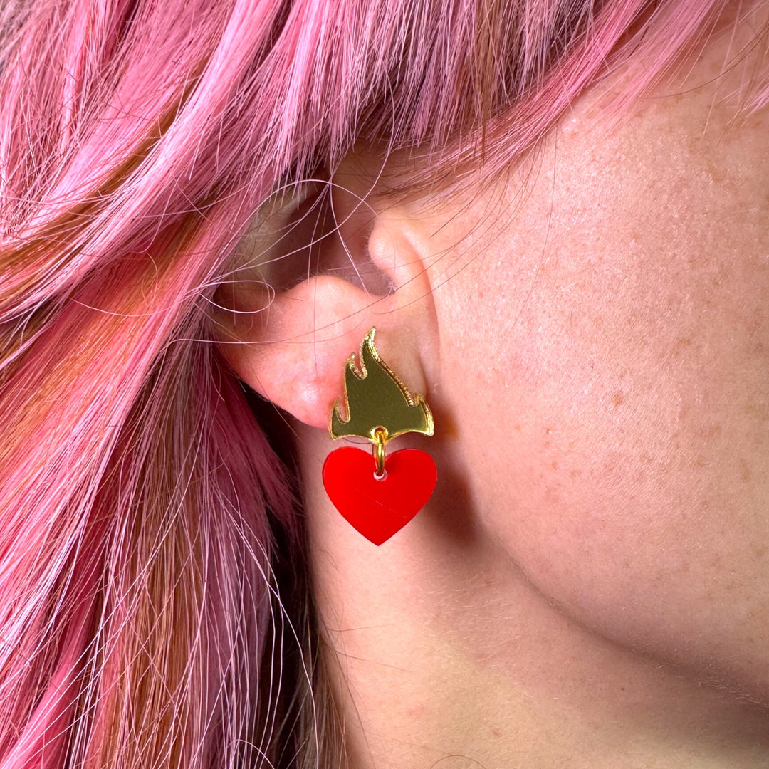 Last Chance! Feeling a Little Heart Burn Earrings in Drop Dead Red