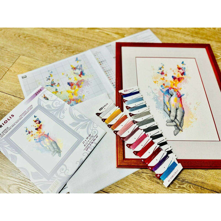 Love is in the Air R2104 Counted Cross Stitch Kit