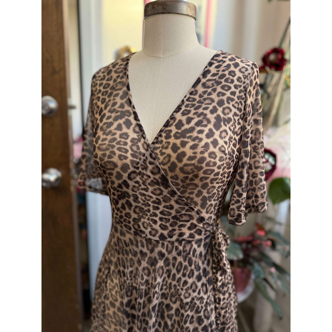 Lydia dress in Leopard Mesh