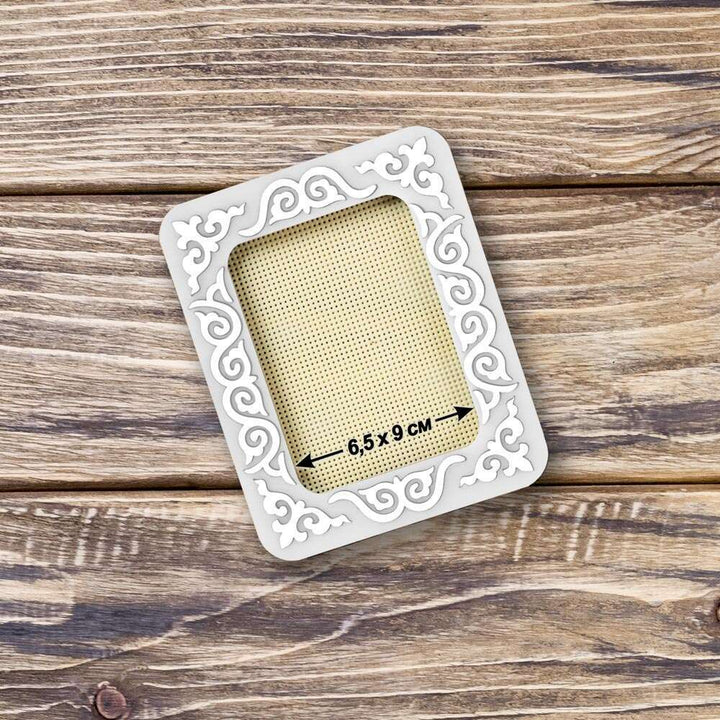 Magnetic Embroidery Frame (6.5 x 9 cm inner size) FLMP-041