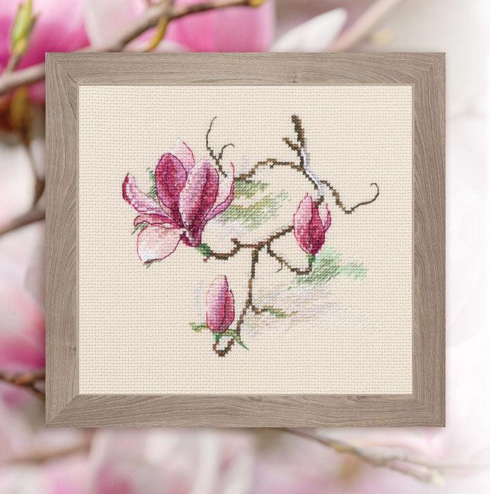 Magnolia flowers M731 Counted Cross Stitch Kit