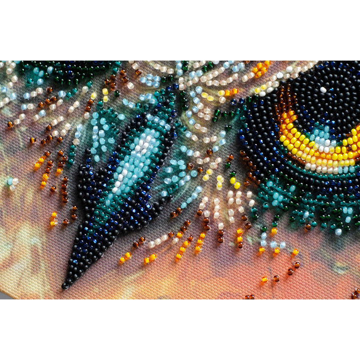 Mid-sized bead embroidery kit - Fearless AMB-107