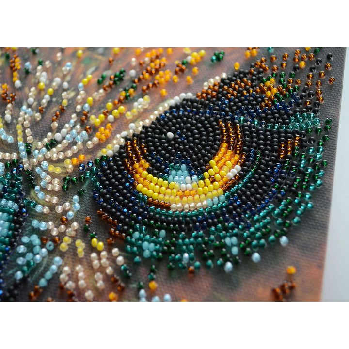 Mid-sized bead embroidery kit - Fearless AMB-107
