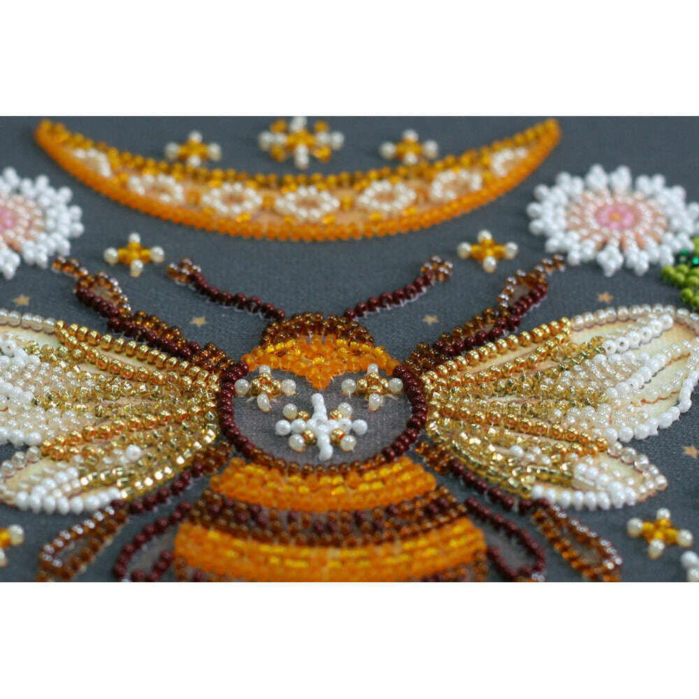 Mid-sized Bead Embroidery kit - Honey dream