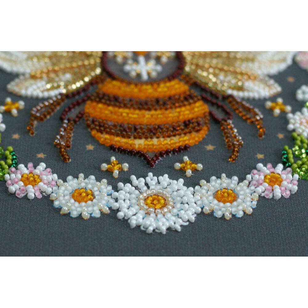 Mid-sized Bead Embroidery kit - Honey dream