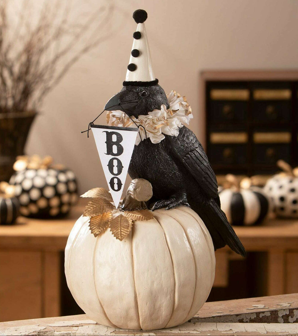 Midnight Messenger Crow by Bethany Lowe Designs, halloween decor