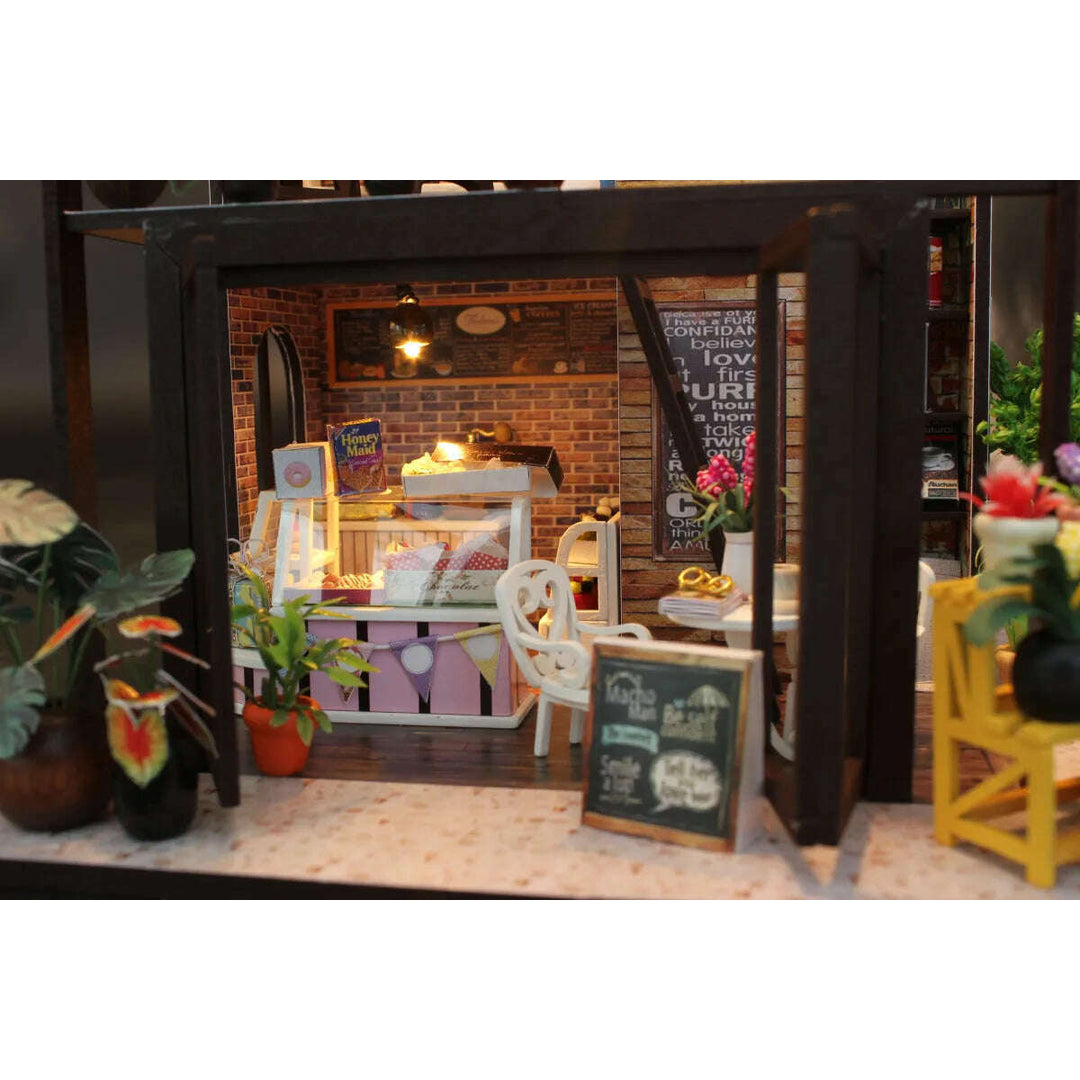 Miniature Wizardi Roombox Kit - Coffee House Dollhouse Kit