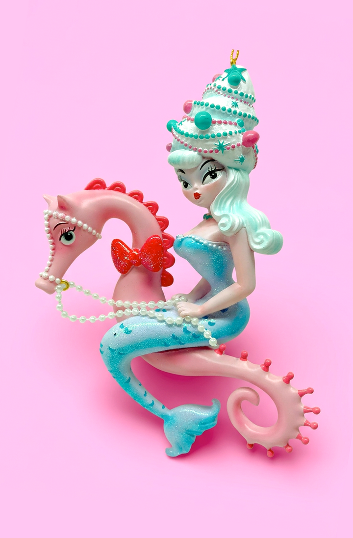 miss_fluff_mermaid-riding-seahorse-december-diamonds