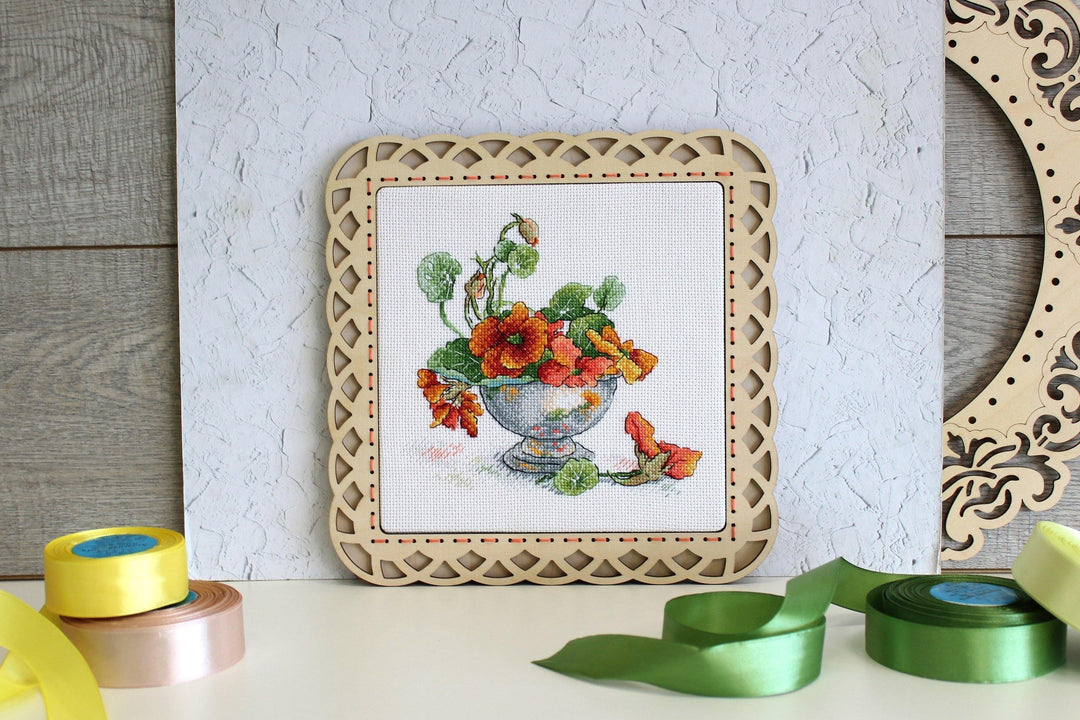 Nasturtium SM-610  Counted Cross Stitch Kit