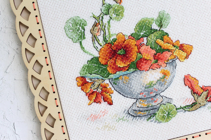 Nasturtium SM-610  Counted Cross Stitch Kit