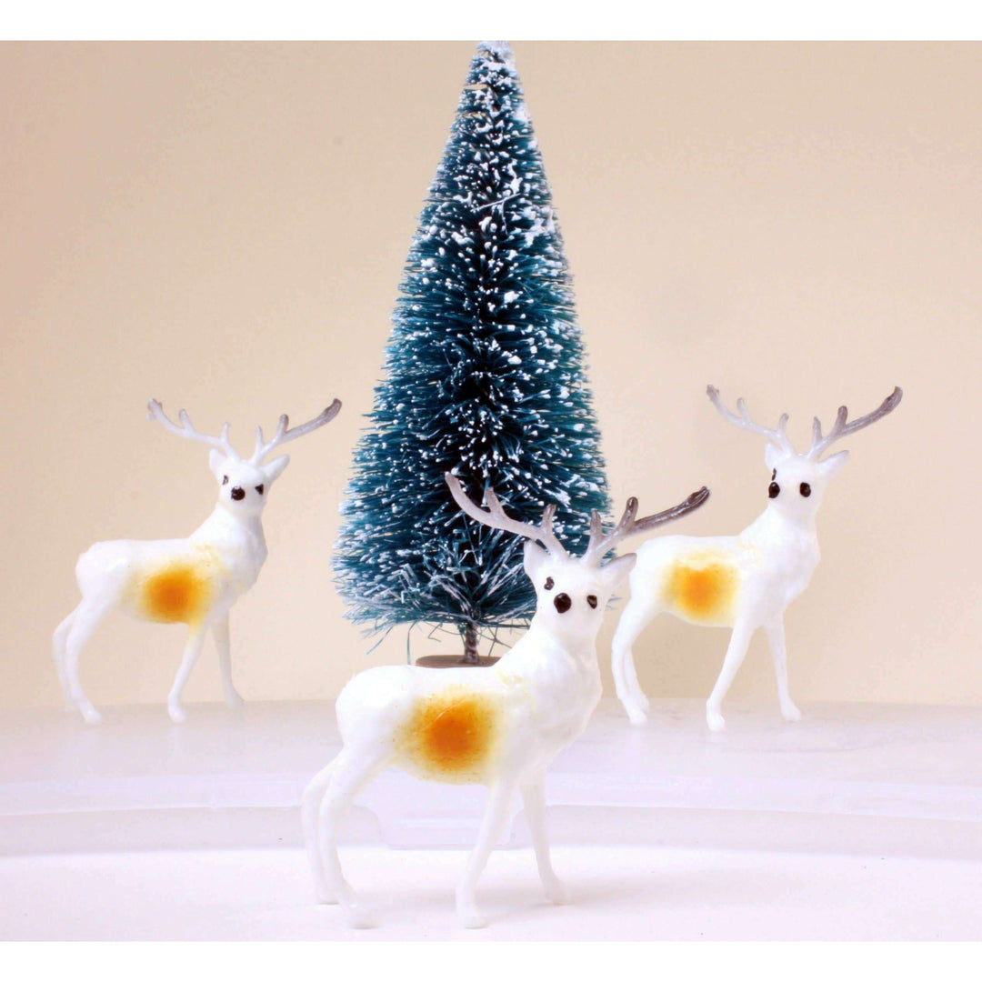 New Old Stock 1.5" Reindeer Decorative Figurine, 1960s – view 4