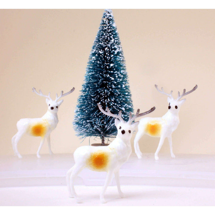 New Old Stock 1.5" Reindeer Decorative Figurine, 1960s – view 4