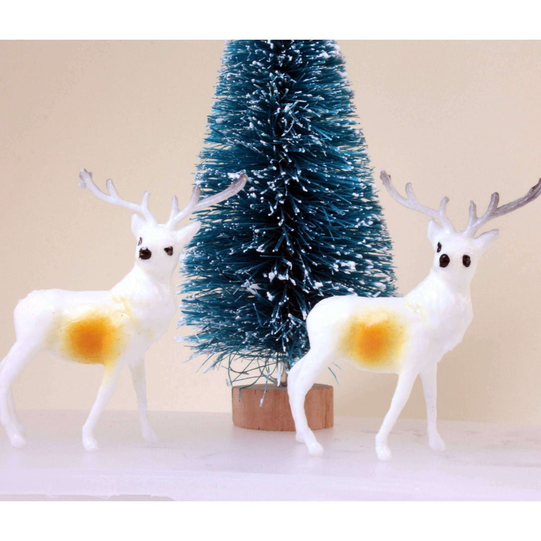 New Old Stock 1.5" Reindeer Decorative Figurine, 1960s – view 5