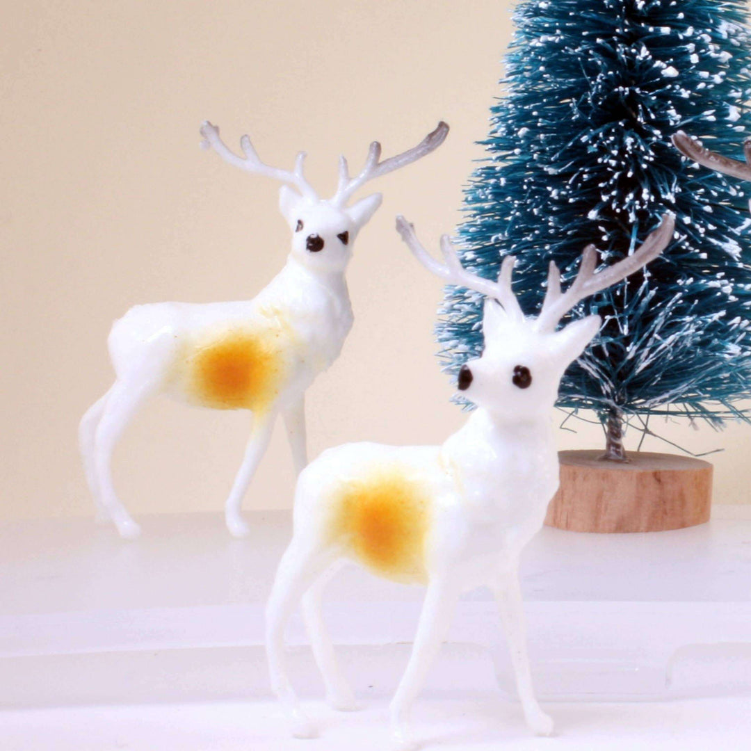 New Old Stock 1.5" Reindeer Decorative Figurine, 1960s – view 8