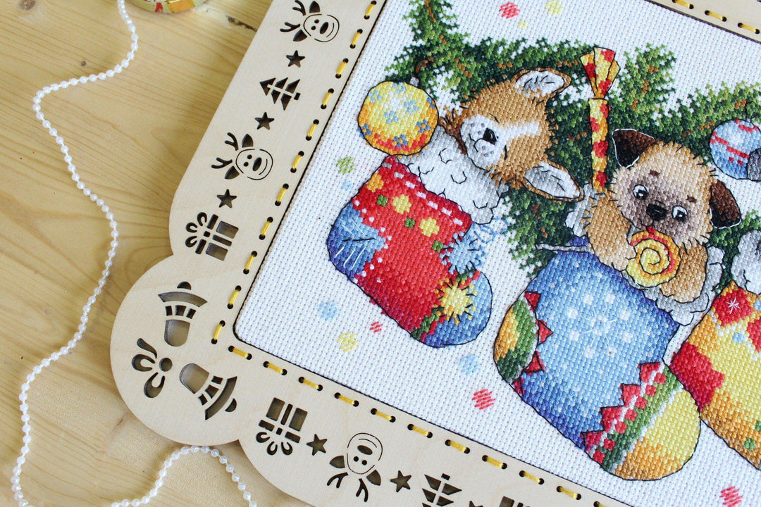 New Year Surprise SM-566  Counted Cross Stitch Kit