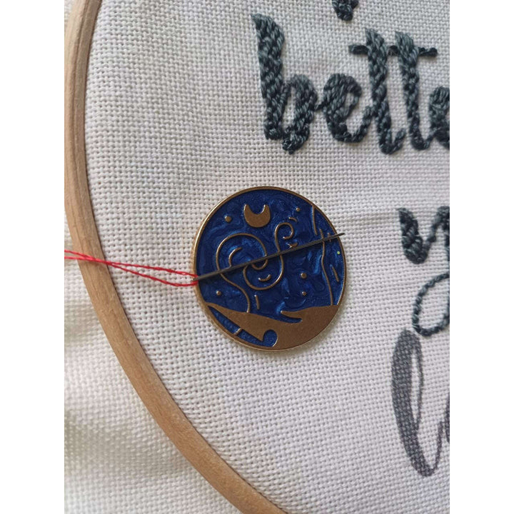 Night Sky Magnetic Needle Minder F07M10-6 Night