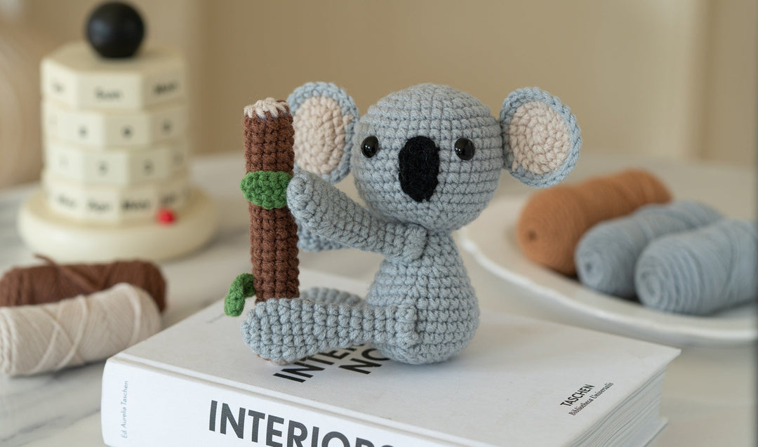 Sloth and Koala Amigurumi DIY Crochet Kit Wizardi F07N8-M207