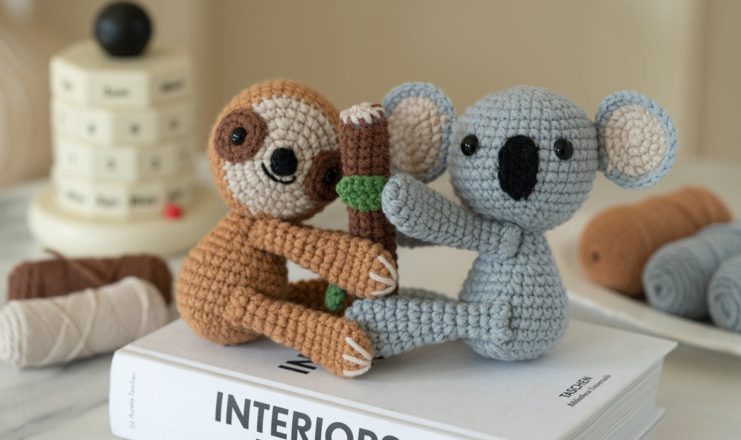 Sloth and Koala Amigurumi DIY Crochet Kit Wizardi F07N8-M207