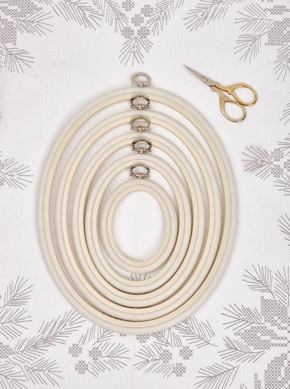 Oval Flexi Hoop Nurge 230-10 White