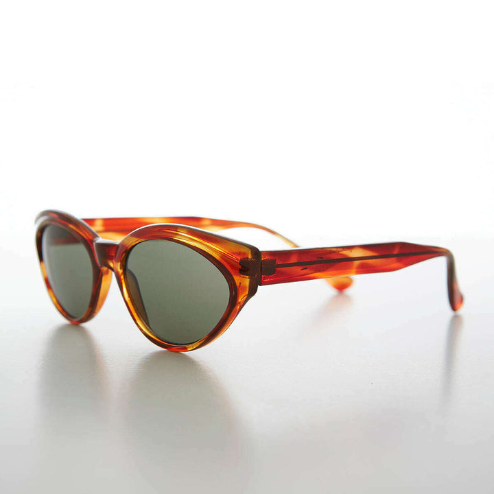 Perfect Oval Cat Eye Vintage Sunglasses - Irene