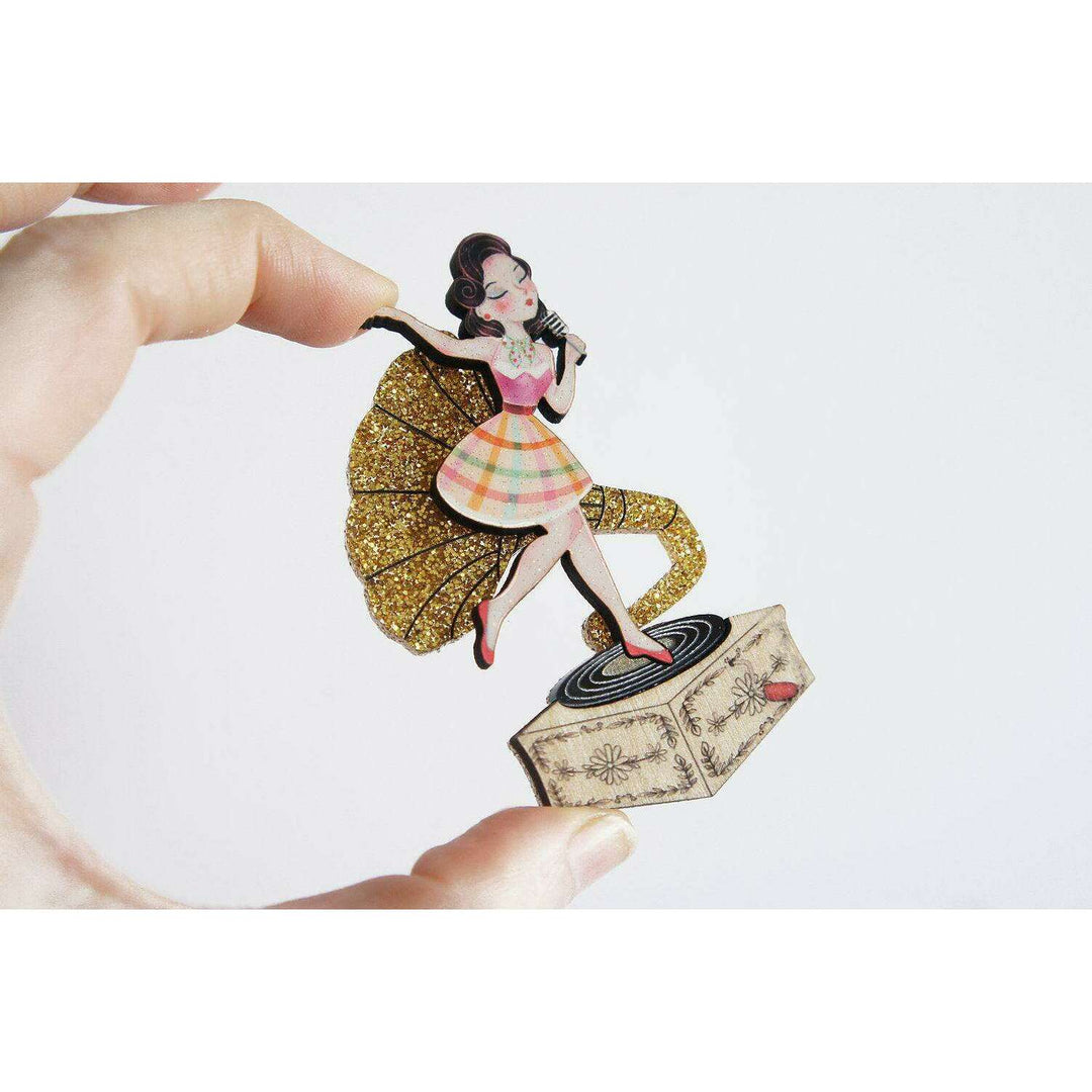 Pin Up Singer Brooch by Laliblue - Quirks!