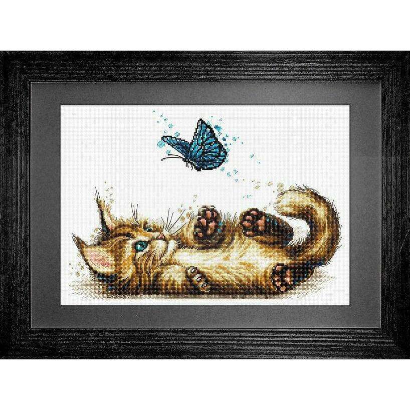 Playful Kitten B7013L Counted Cross-Stitch Kit