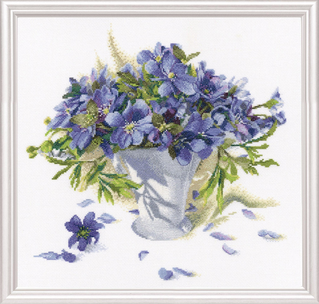 Primroses M488 Counted Cross Stitch Kit