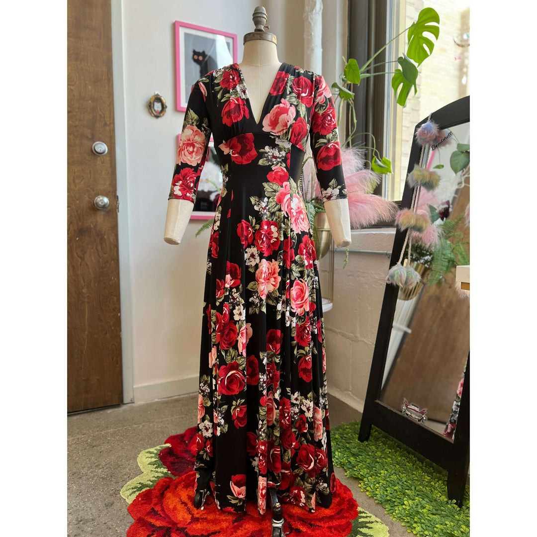 Raquel 3/4 Sleeve Maxi Dress in Red Rose Print