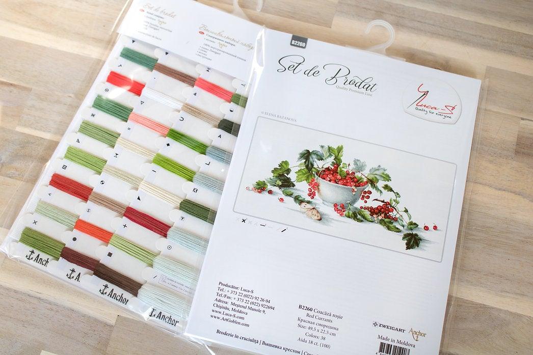 Red Currants B2260L Counted Cross-Stitch Kit