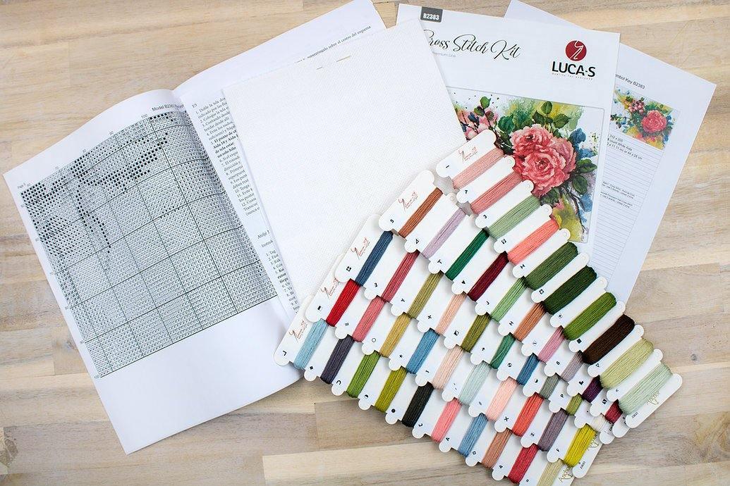 Red roses B2383L Counted Cross-Stitch Kit