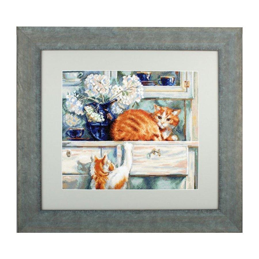 Red troublemakers M482 Counted Cross Stitch Kit