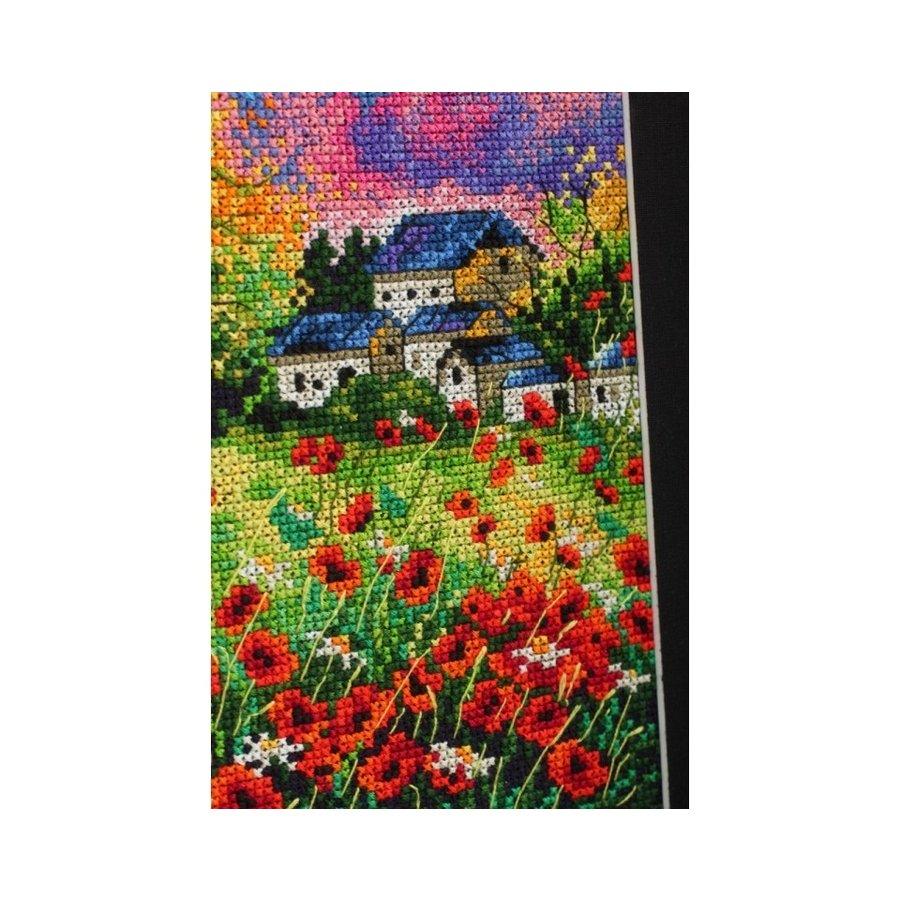 Run away poppies M624 Counted Cross Stitch Kit