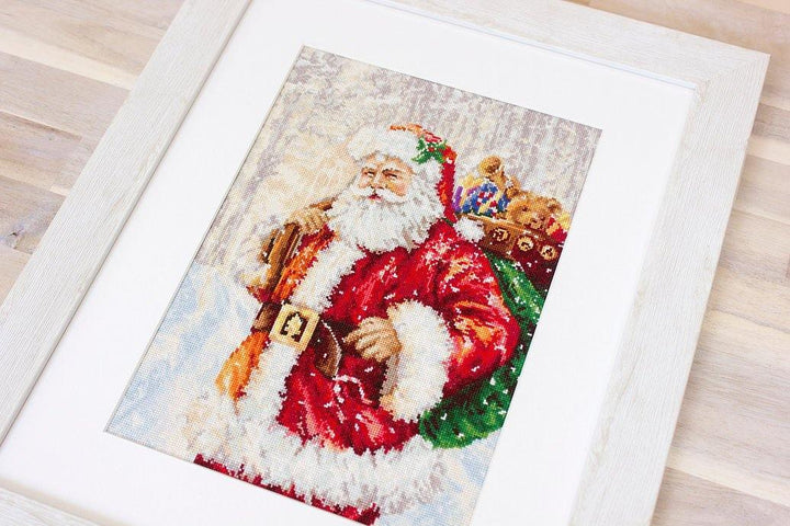 Santa Claus  B575L Counted Cross-Stitch Kit