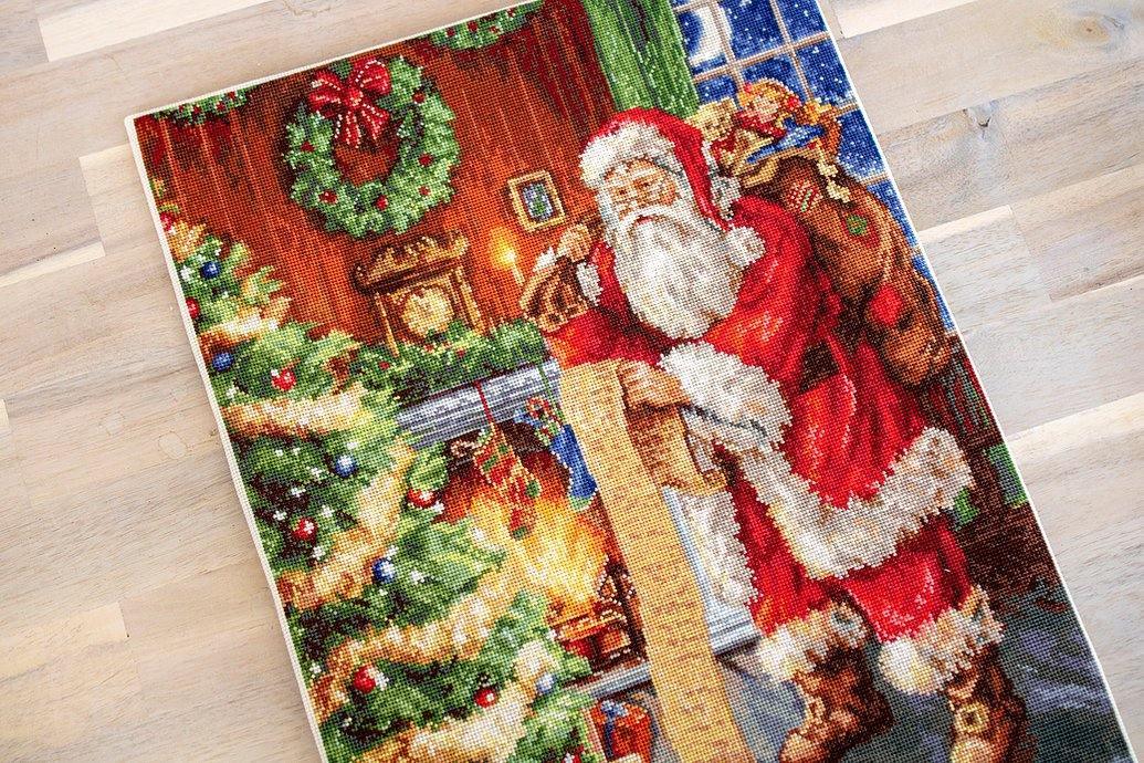 Santa Claus B578L Counted Cross-Stitch Kit
