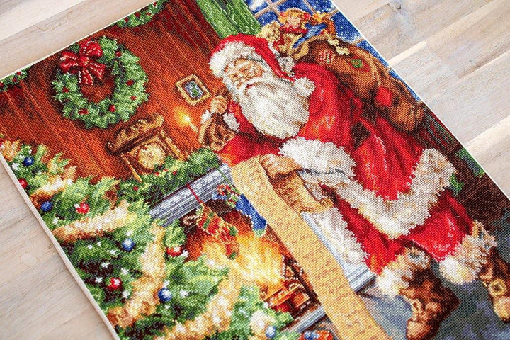 Santa Claus B578L Counted Cross-Stitch Kit