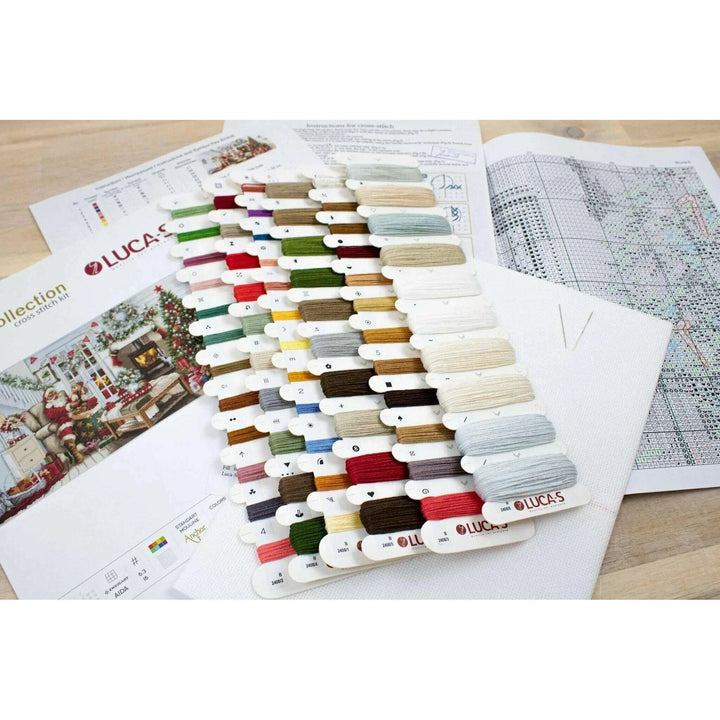 Santa interior B2408L Counted Cross-Stitch Kit
