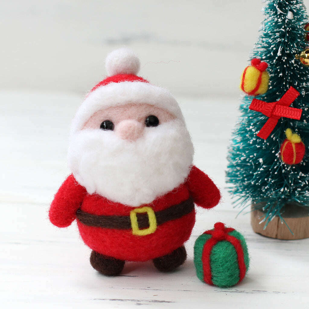 Santa Needle Felting Kit. Wizardi DIY Wool Craft Kit F07N8-W11