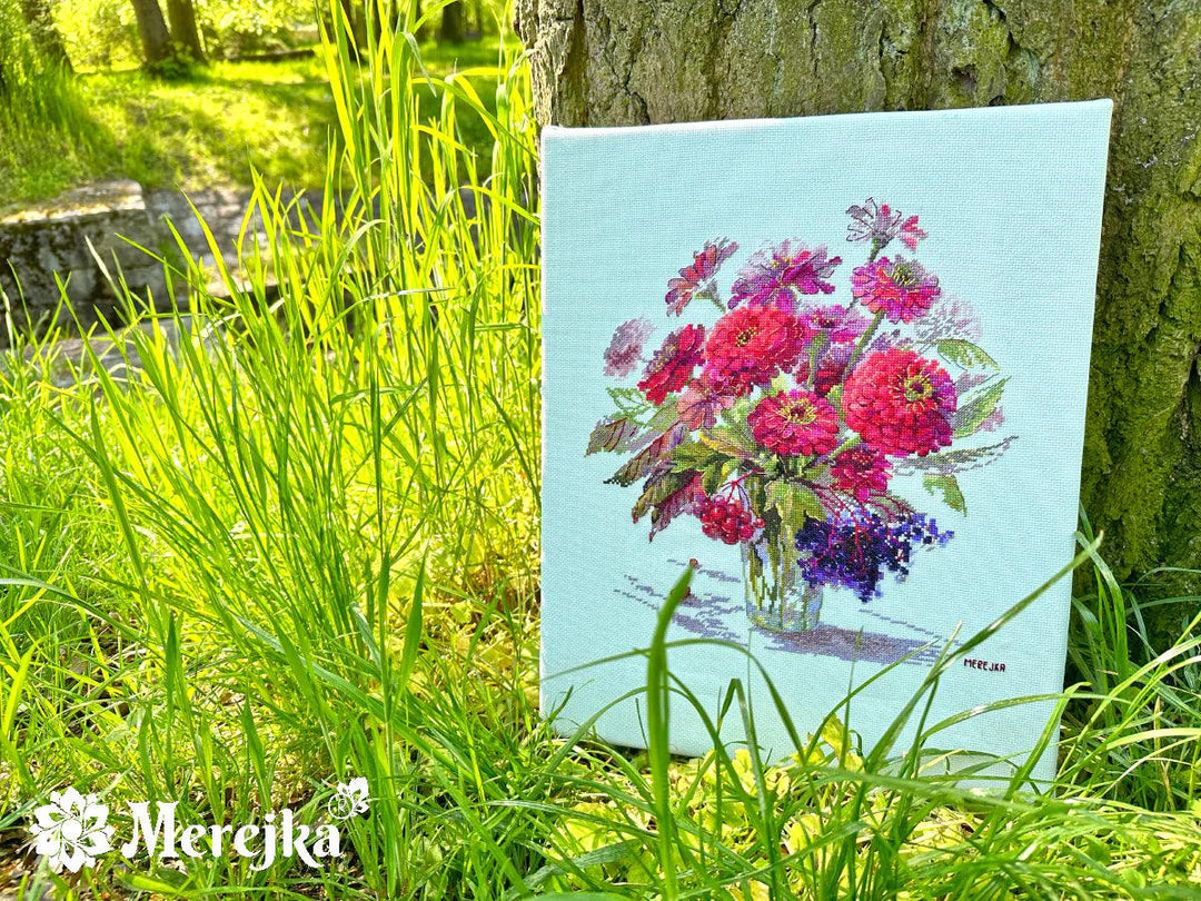 September Colour K-221 Counted Cross-Stitch Kit