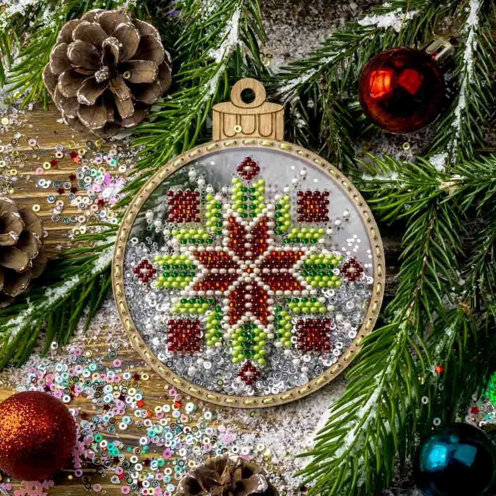Set for embroidery with beads on a plastic base FLPL-057