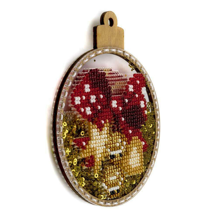 Set for embroidery with beads on a plastic base FLPL-061
