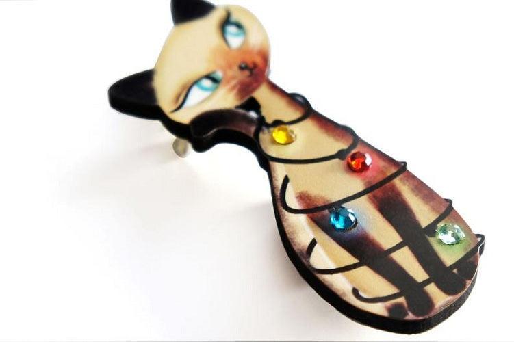 Siamese Cat with Christmas Lights Brooch by Laliblue - Quirks!