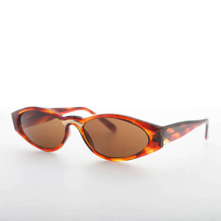 Sleek 90s Vintage Sunglass with Gold Detail - Gala