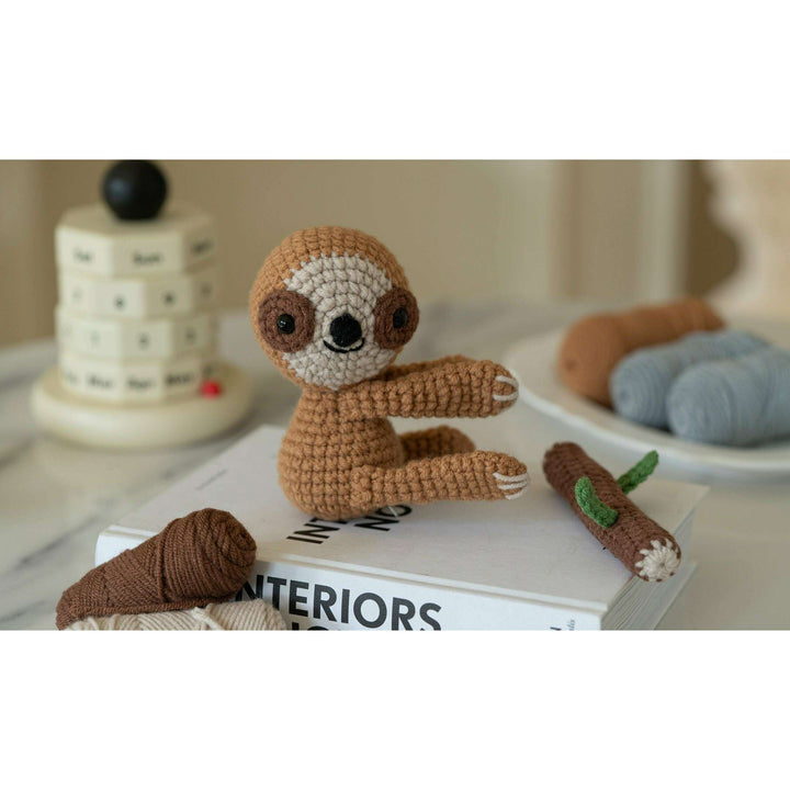 Sloth and Koala Amigurumi DIY Crochet Kit Wizardi F07N8-M207