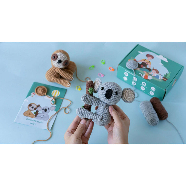 Sloth and Koala Amigurumi DIY Crochet Kit Wizardi F07N8-M207