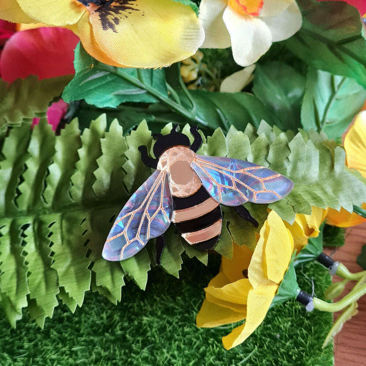Small Bee Brooch by Cherryloco Jewellery 3