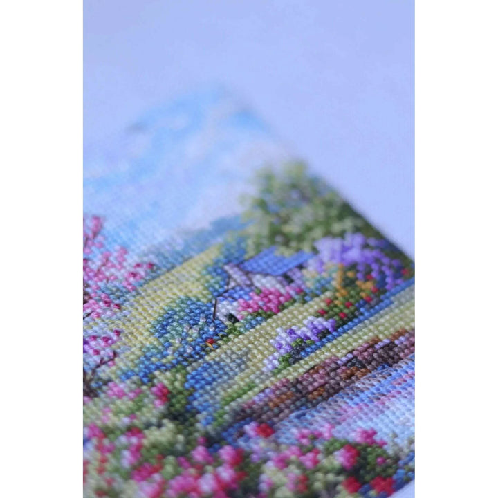 Spring K-268A Counted Cross-Stitch Kit