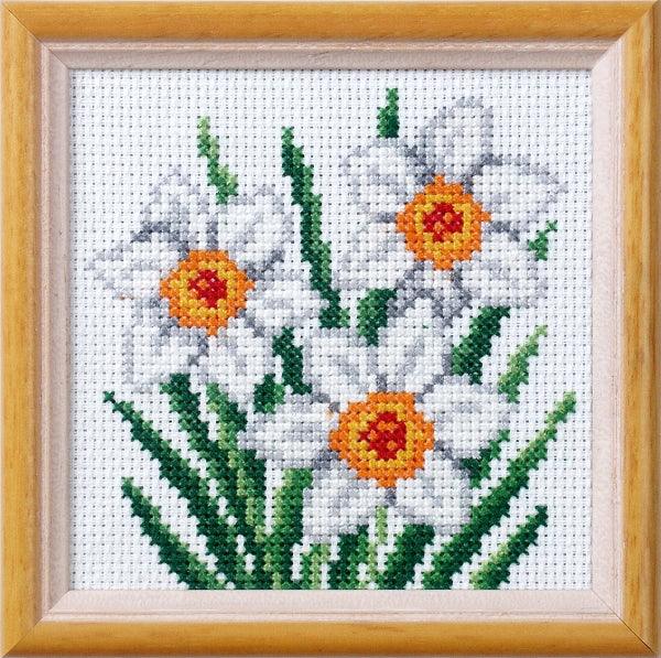 Stamped Cross stitch kit "Daffodils" 7513