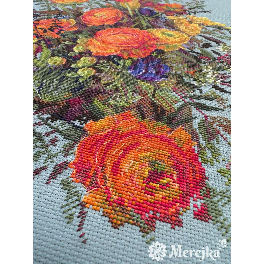 Sunlit Petals K-270 Counted Cross-Stitch Kit