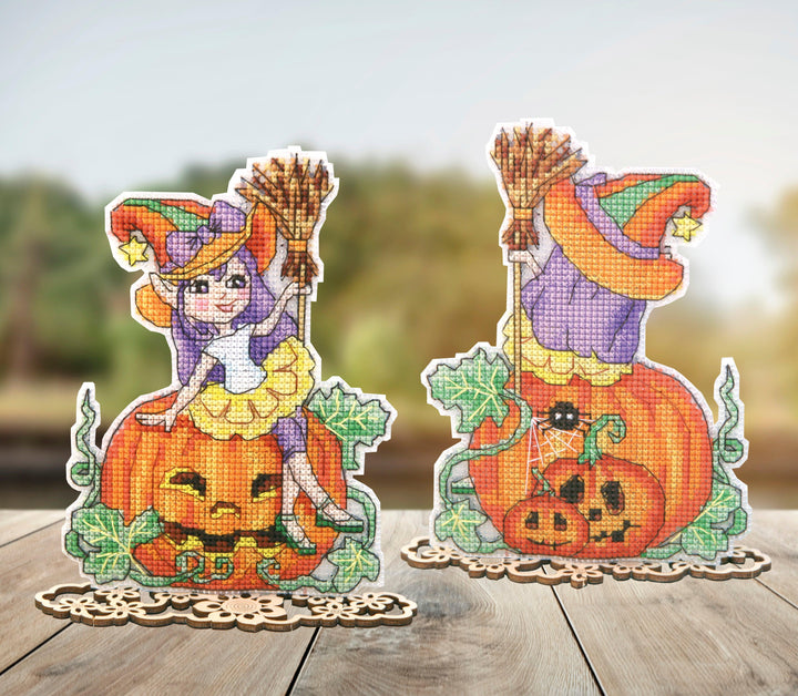 T-79C Counted cross stitch kit Crystal Art "Happy Halloween"